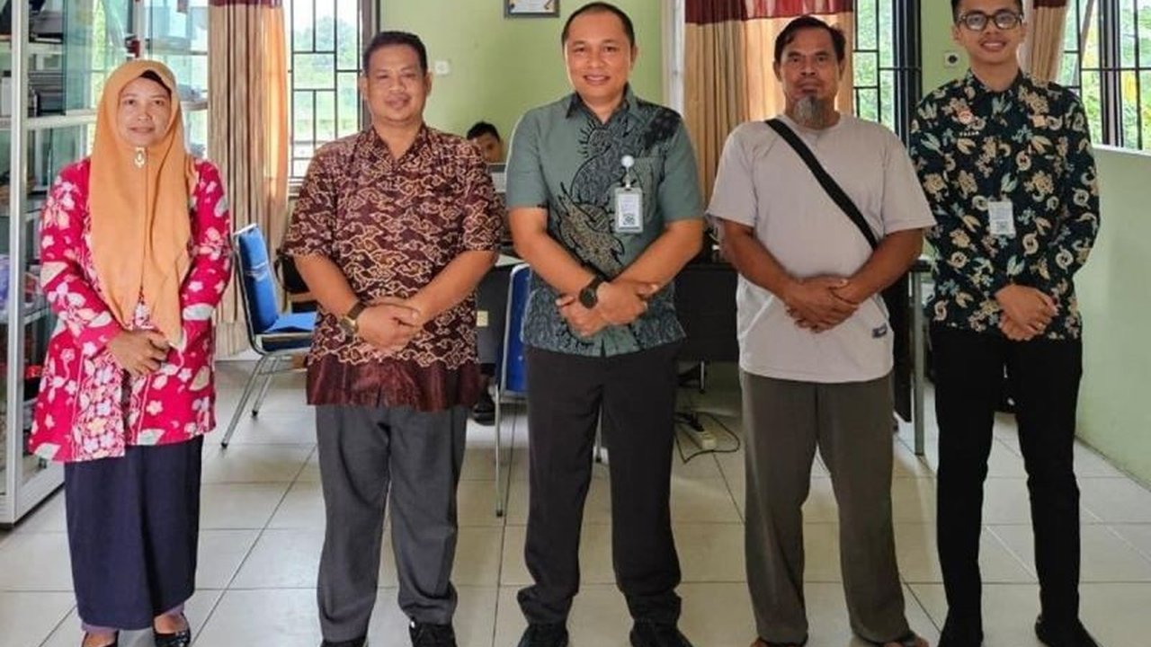 Kanwil Kemenkum Babel tingkatkan kualitas layanan hukum masyarakat dengan melakukan Evaluasi Posbankum di Kabupaten Bangka, memastikan akses keadilan merata dan responsif.