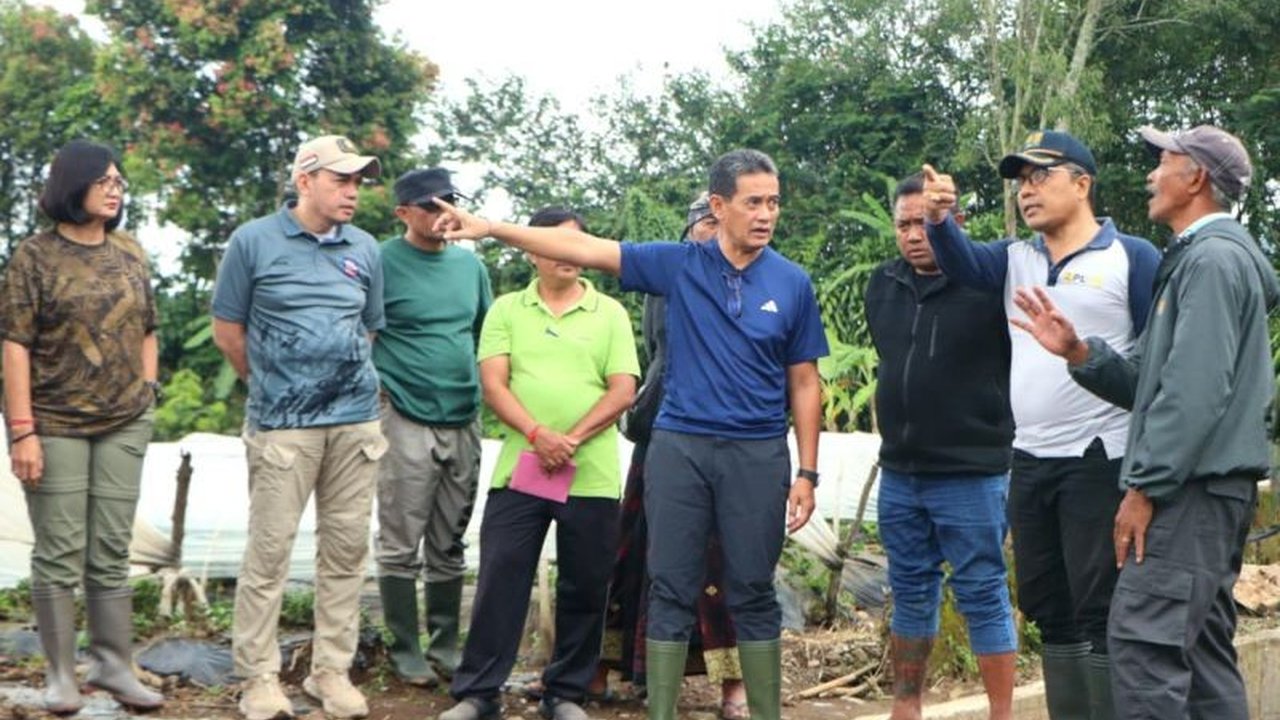 Pemerintah Kabupaten Buleleng tengah menggarap proyek sodetan air menuju Danau Buyan sebagai solusi permanen untuk mengatasi banjir di Pancasari, Buleleng, dengan target penyelesaian pada tahun 2026. Proyek sodetan Buleleng ini diharapkan mampu mempercepa