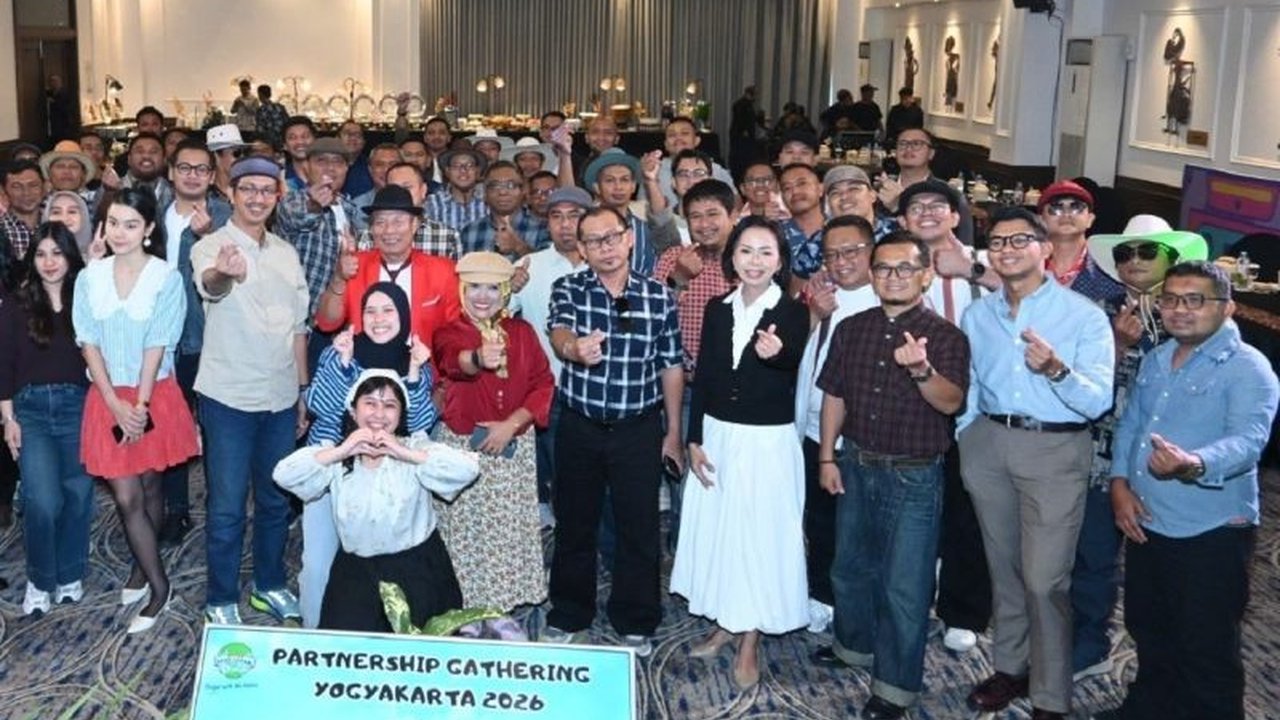 PT Astra Agro Lestari Tbk (AALI) berkomitmen memperkuat Kemitraan Astra Agro Lestari dengan masyarakat pekebun sawit, memastikan rantai pasok berkelanjutan dan praktik perkebunan yang adil.