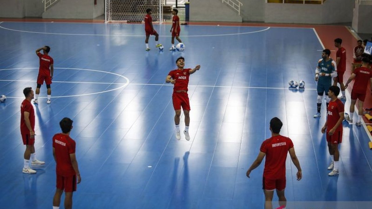 Timnas Futsal Indonesia akan berlaga di Piala Asia Futsal 2026 sebagai tuan rumah. Simak rincian harga tiket Timnas Futsal Piala Asia 2026 untuk mendukung Garuda di Indonesia Arena.