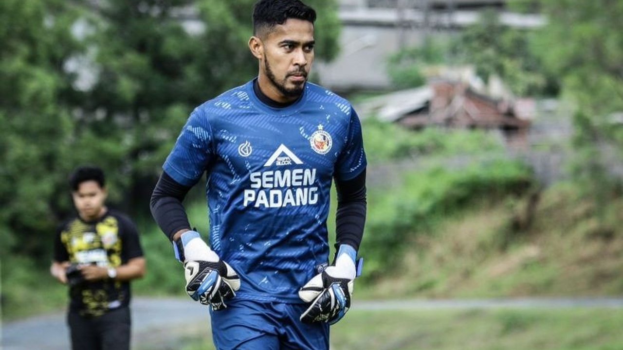 Semen Padang FC melakukan perombakan skuad besar-besaran menjelang putaran kedua BRI Super League 2025-2026 demi bangkit dari zona degradasi dan memperbaiki performa tim.