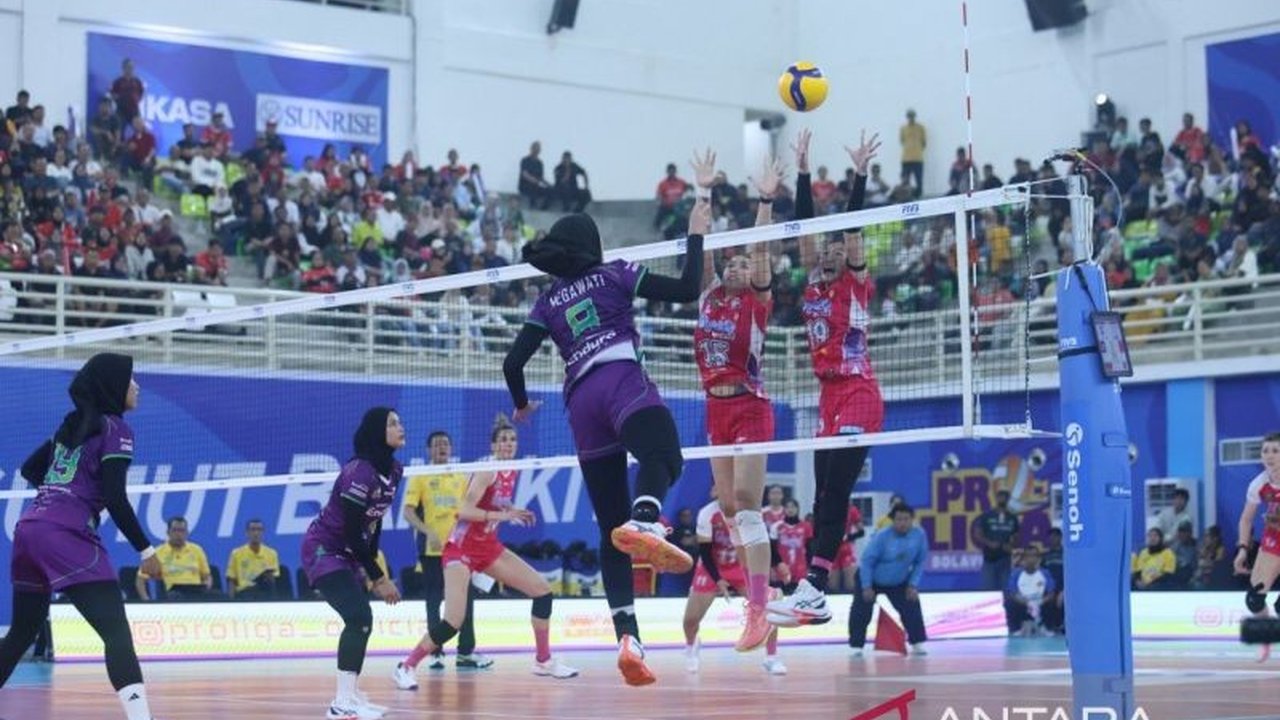 Jakarta Pertamina Enduro berhasil menaklukkan Jakarta Livin' Mandiri dalam duel sengit Proliga 2026 di Deli Serdang. Kemenangan ini memperkuat posisi mereka di papan atas klasemen.
