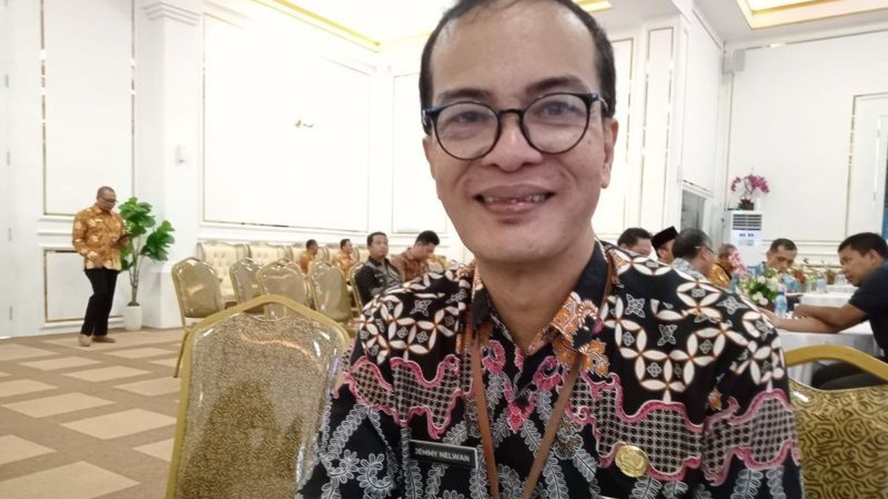 Pemerintah Kota Mataram serius memperkuat ekonomi kerakyatan dengan menyiapkan lima lokasi strategis untuk pembangunan Koperasi Merah Putih (KMP), bertujuan meningkatkan kemandirian masyarakat dan UMKM lokal.