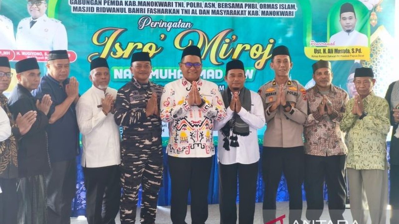 Pemerintah Kabupaten Manokwari menjadikan nilai-nilai luhur Isra Miraj sebagai pijakan utama dalam arah pembangunan daerah, khususnya untuk menciptakan sumber daya manusia berkarakter religius dan inklusif.