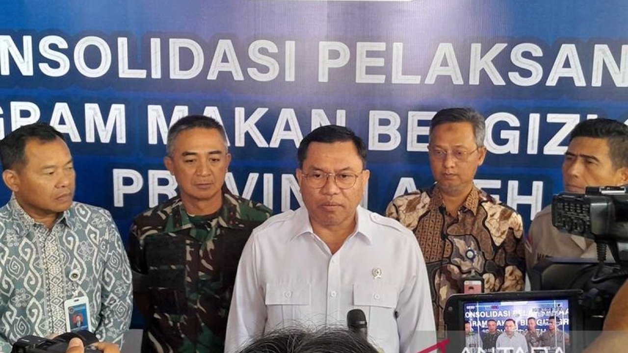 Badan Gizi Nasional (BGN) mendesak Satuan Pelayanan Pemenuhan Gizi (SPPG) untuk memprioritaskan pasokan program Makanan Bergizi (MBG) dari produk lokal, langkah strategis untuk memperkuat ekonomi daerah.