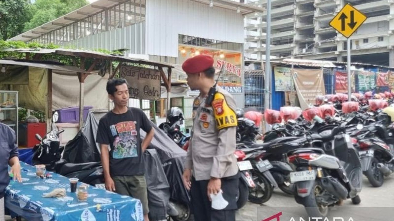 Polda Metro Jaya serius menindaklanjuti laporan masyarakat terkait pungutan parkir liar di kawasan Setiabudi. Temuan tarif tidak wajar dan penggunaan badan jalan menjadi fokus utama penanganan, demi kenyamanan dan ketertiban umum.