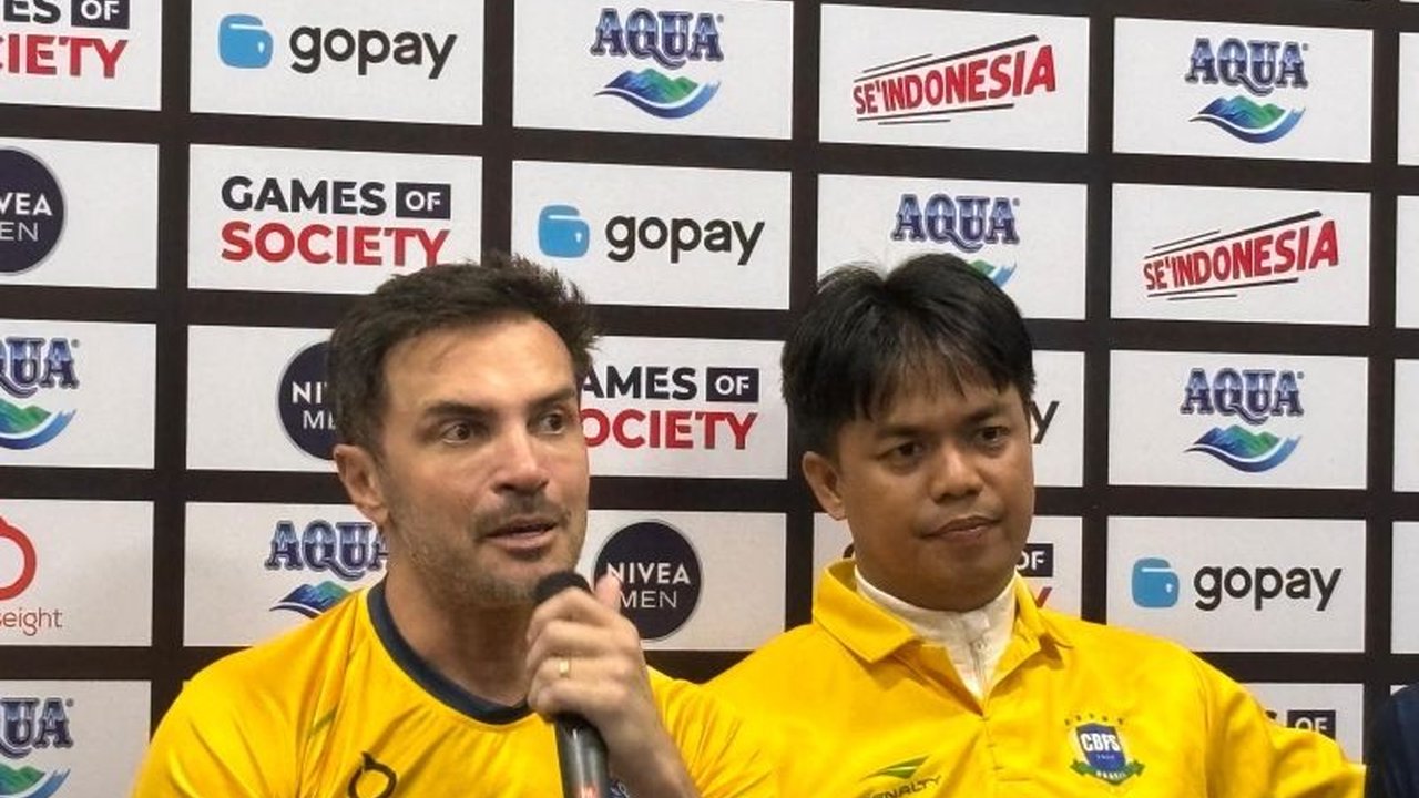 Legenda futsal dunia, Falcao, ingin kembali kunjungi Indonesia dan berharap putranya, Enzo Mendes Vieira, dapat berkarier di Liga 1. Ada apa di balik harapan Falcao ini?