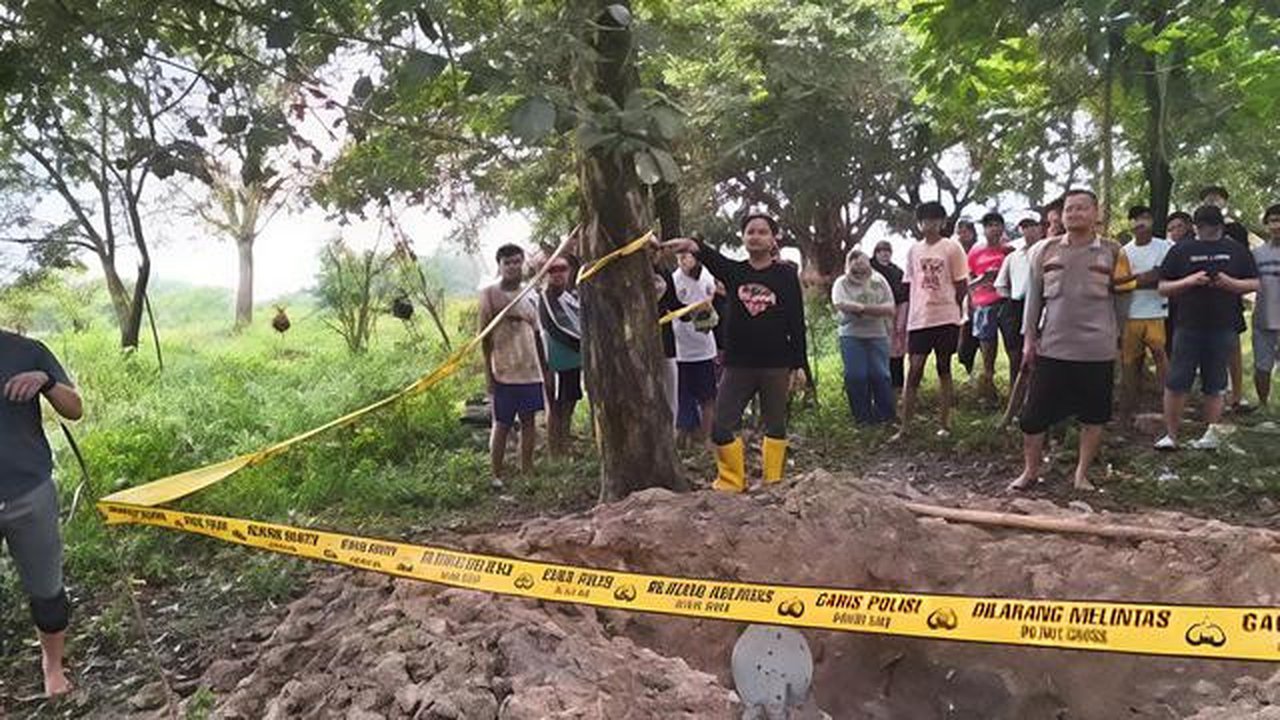 Makam Warga Digali Orang Tak Dikenal (Foto: Yandhi/Liputan6.com)