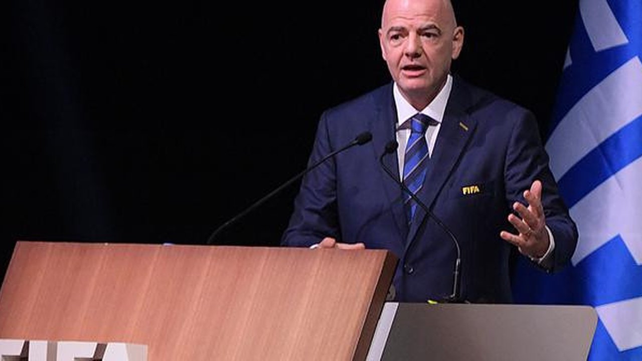 Presiden FIFA, Gianni Infantino, berharap Piala Dunia U-17 2023 yang diselenggarakan di Indonesia akan berlangsung semarak. (AFP/Simon Maina)