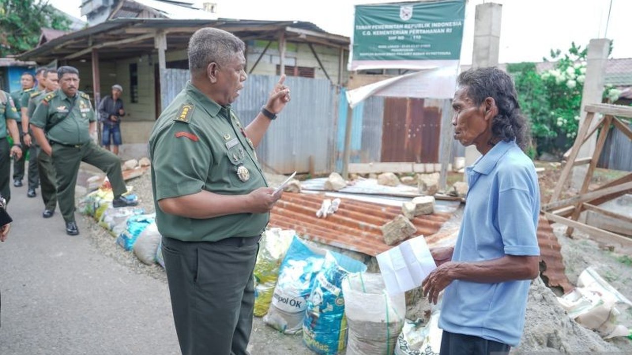Kodam XV/Pattimura mengambil langkah tegas dalam penertiban aset negara di Asrama Militer Bentas, Ambon, setelah ditemukan upaya penyerobotan lahan oleh oknum pensiunan TNI. Simak detail upaya Kodam Pattimura menjaga kedaulatan aset negara dan konsekuensi