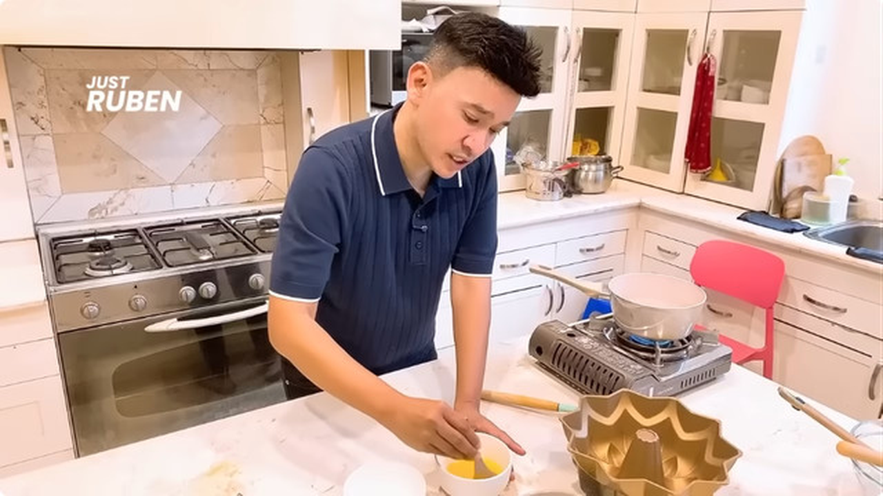 Interior Dapur Rumah Ruben Onsu (YouTube Just Ruben)