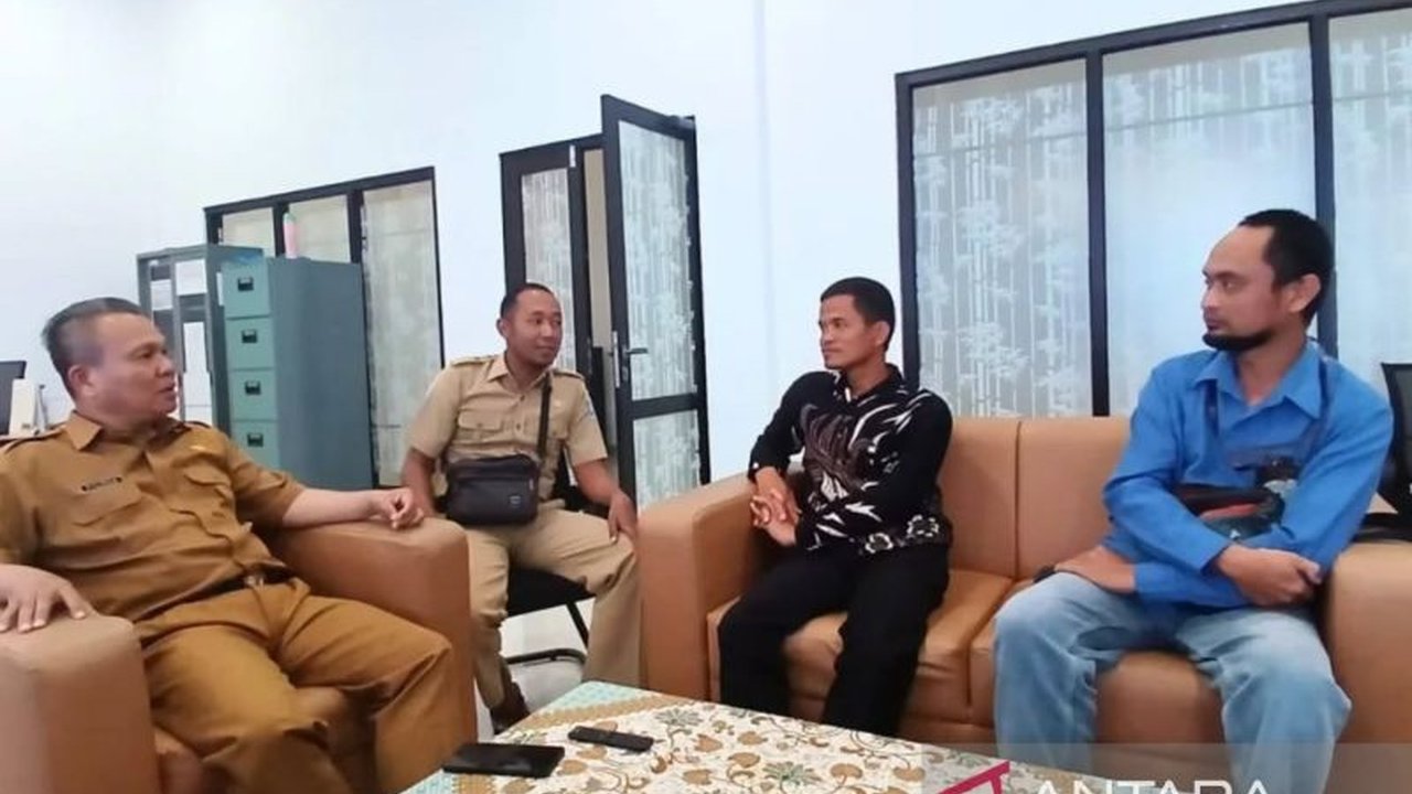 KPU Bangka Barat berkolaborasi dengan Dinas Pendidikan Provinsi Kepulauan Bangka Belitung untuk memastikan akurasi Pemutakhiran Data Pemilih Pemula dari kalangan pelajar, demi Pemilu yang inklusif dan berkualitas.