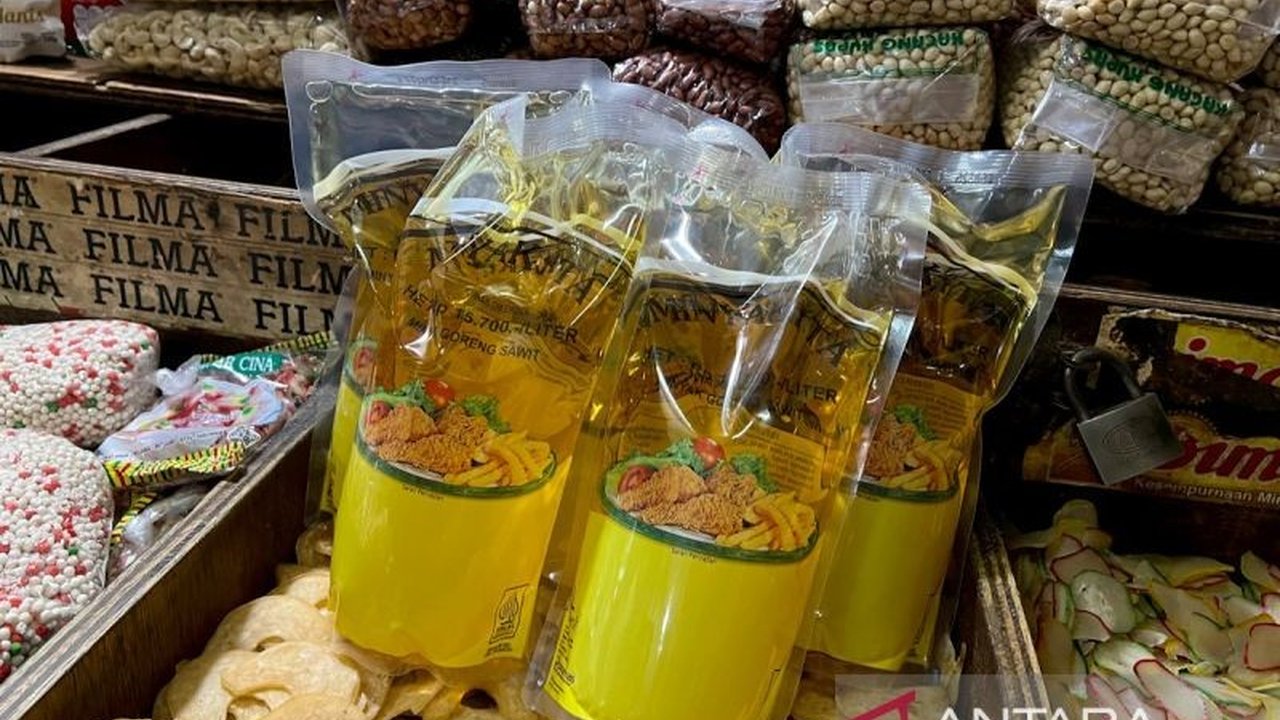 Kementerian Perdagangan (Kemendag) memastikan harga Minyakita akan turun dan mendekati Harga Eceran Tertinggi (HET) sebelum Ramadan 2026, didorong implementasi Permendag baru. Kebijakan ini diharapkan menstabilkan Harga Minyakita di pasaran.