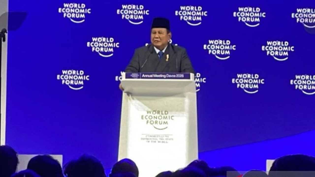 Presiden Prabowo Subianto menyatakan optimisme tinggi terhadap **Ekonomi Indonesia** yang dipuji IMF sebagai titik terang global, siap menghadapi tantangan dan mempercepat pertumbuhan.