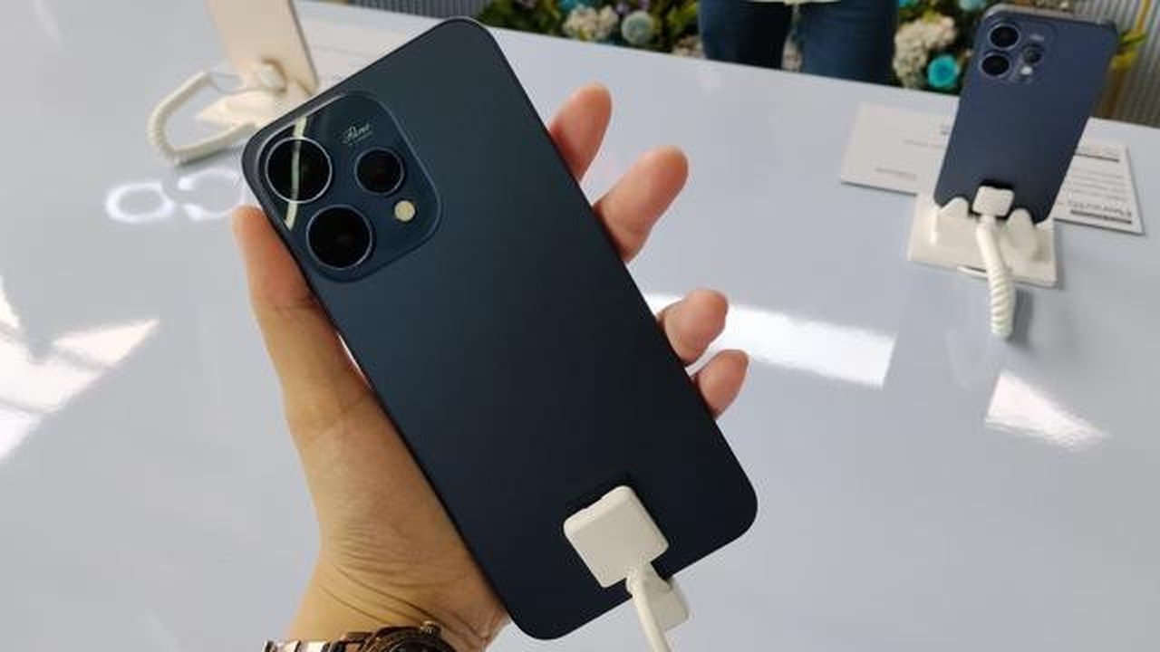 Oppo Reno 15 Series tampak belakang (Liputan6.com/ Fathia Kapparini.)