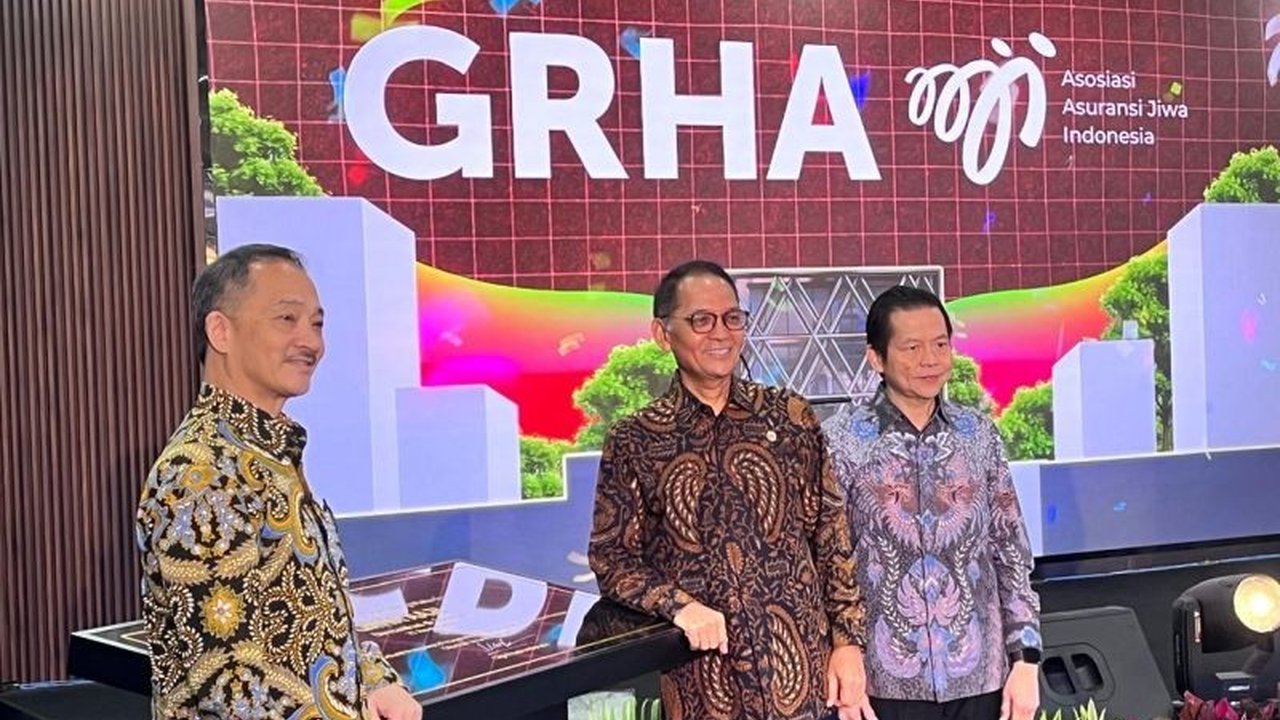 Otoritas Jasa Keuangan (OJK) resmi cabut izin Varia Intra Finance (VIF) karena dinilai tidak dapat disehatkan, langkah tegas untuk menjaga integritas industri pembiayaan nasional.