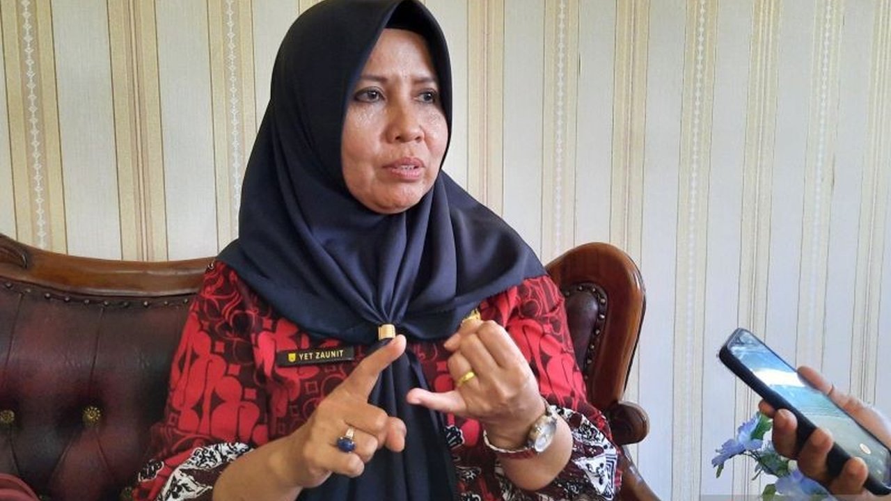 Pemerintah Kota Pariaman mencatat kenaikan signifikan realisasi investasi pada tahun 2025, mencapai Rp53,8 miliar dan melampaui target. Cari tahu sektor mana yang paling berkontribusi pada Realisasi Investasi Pariaman ini!