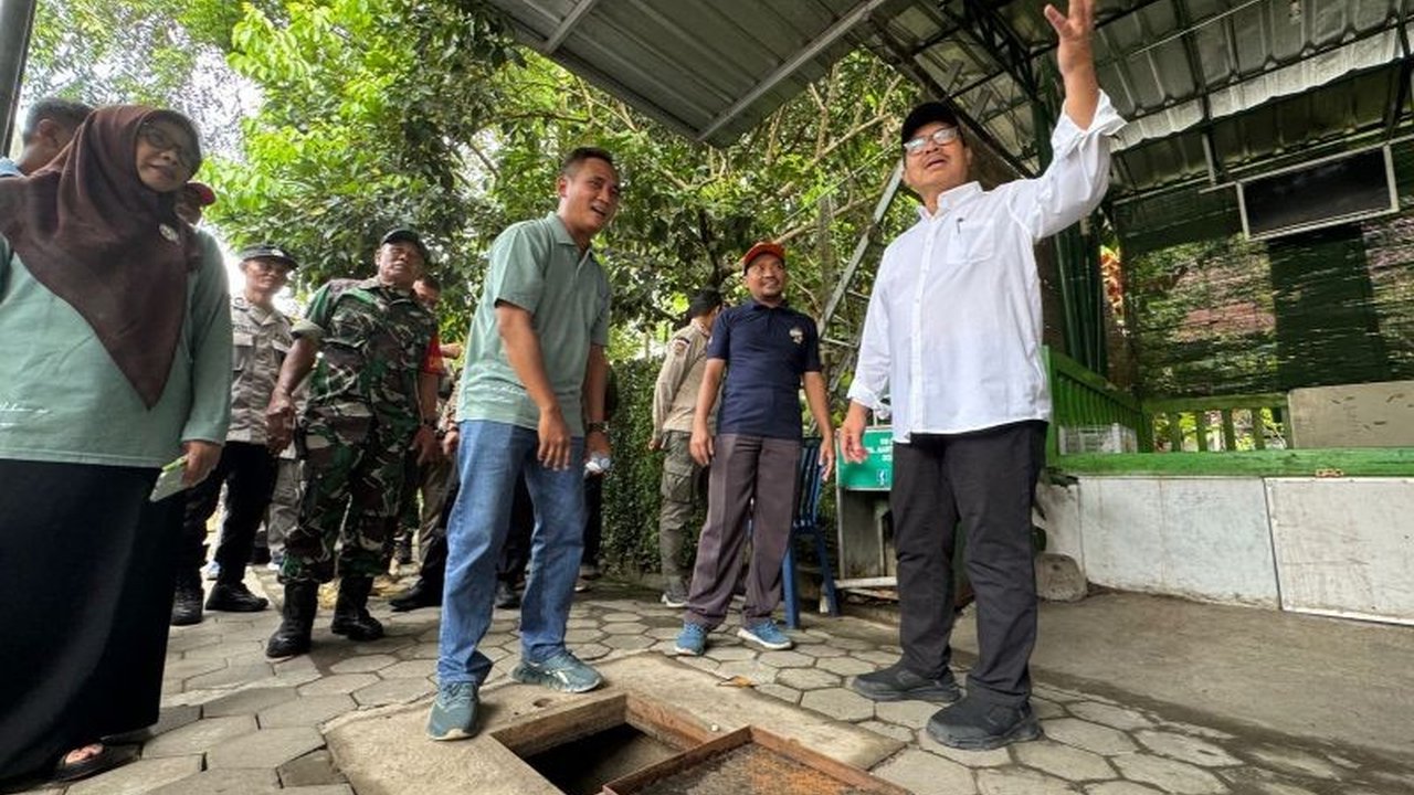 Pemerintah Kota Yogyakarta menargetkan pembangunan 1.000 biopori jumbo untuk mengurangi volume sampah secara signifikan melalui pengelolaan berbasis masyarakat yang terintegrasi dengan urban farming.