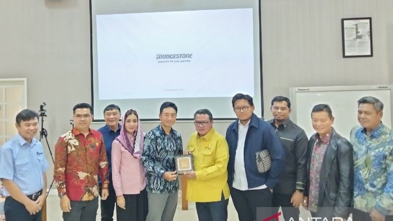 Komisi VII DPR RI mendesak perusahaan karet di Sumatera Utara untuk genjot daya saing industri karet nasional, demi kembalikan kejayaan komoditas ekspor primadona Indonesia.