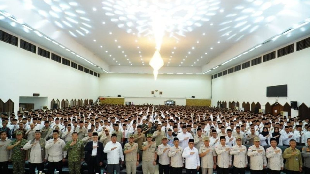 Diklat calon Petugas Penyelenggara Ibadah Haji (PPIH) Arab Saudi 1447 H/2026 M menghadirkan wajah baru dengan pola semi-militer, fokus pada penguasaan bahasa Arab, dan simulasi komprehensif. Pelatihan Petugas Haji ini bertujuan mencetak pelayan tamu Allah