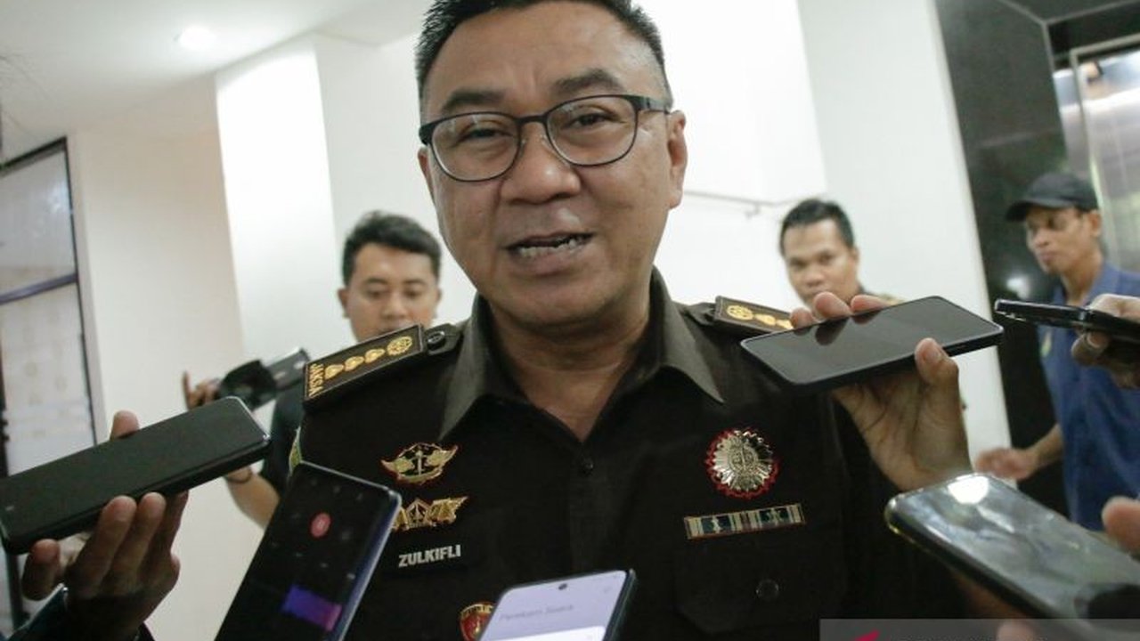 Kejaksaan Tinggi NTB terus mengembangkan kasus Tindak Pidana Pencucian Uang (TPPU) lahan MXGP Samota. Sejumlah saksi telah diperiksa untuk mengungkap aliran dana ilegal dalam proyek sirkuit ini.