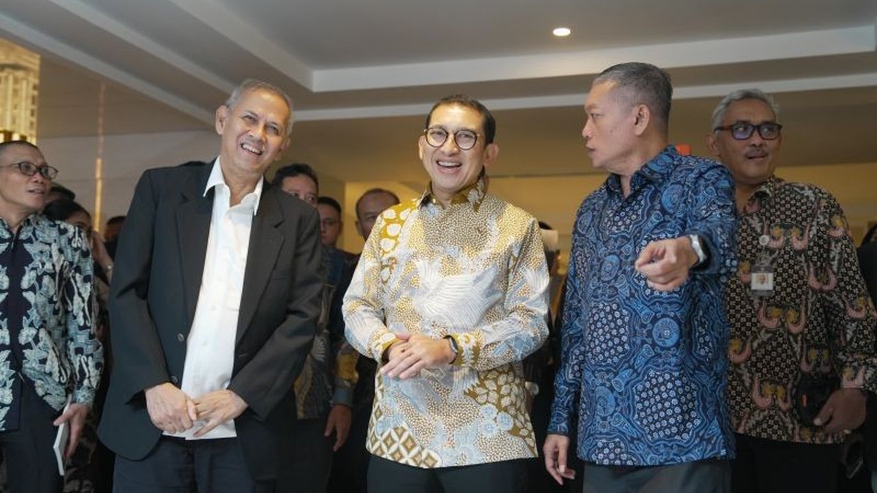 Menteri Kebudayaan Fadli Zon menyoroti pentingnya budaya sebagai fondasi ekonomi budaya inklusif dan berkelanjutan, menjadikannya 'engine of growth' yang tak akan habis.