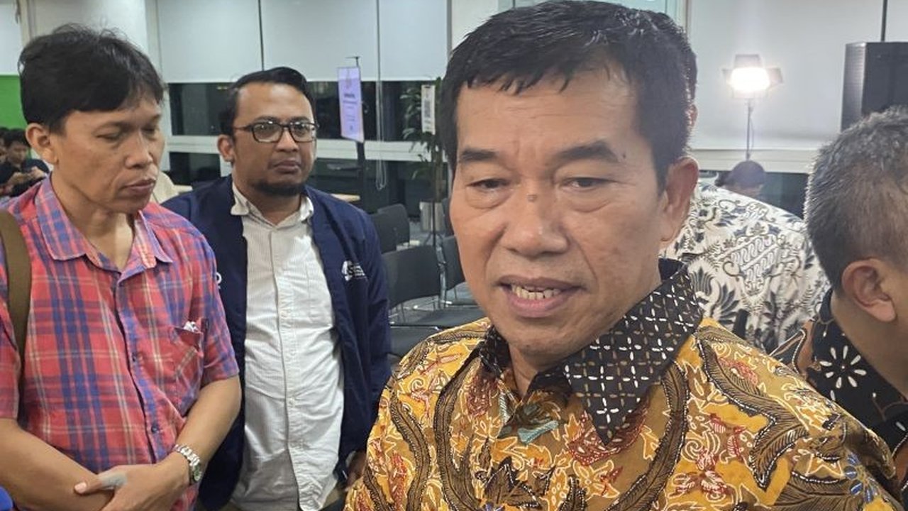 Lembaga Penjamin Simpanan (LPS) melaporkan progres signifikan pada Program Penjaminan Polis (PPP) yang mencapai 85 persen. Simak detail percepatan implementasi dan tantangan yang dihadapi LPS dalam melindungi pemegang polis asuransi.