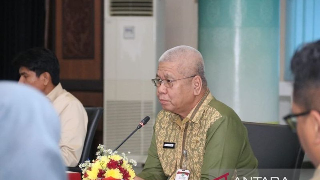 Pemerintah Provinsi Kalimantan Barat berkomitmen penuh dalam penguatan tata kelola BUMD Kalbar untuk mendorong profesionalisme, peningkatan laba, dan kontribusi optimal terhadap Pendapatan Asli Daerah.