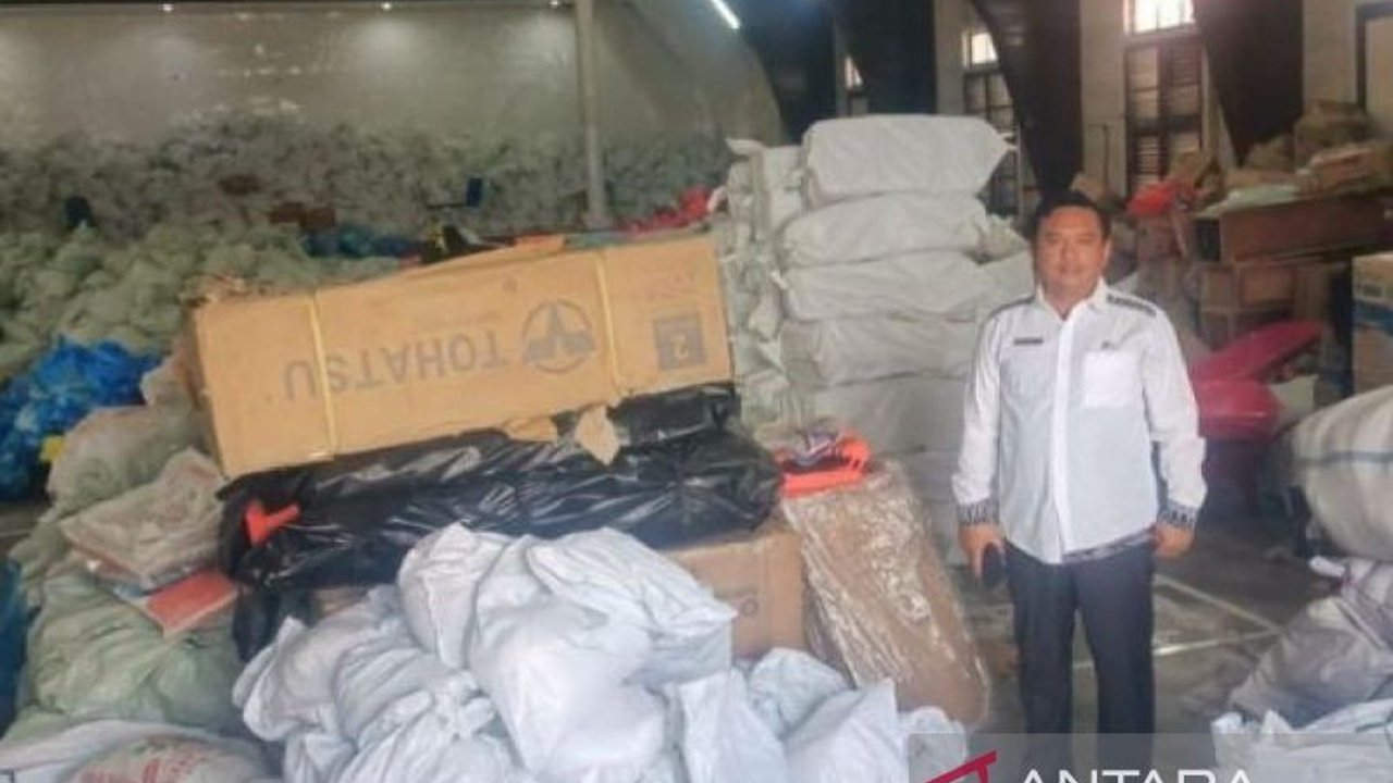 Badan Penanggulangan Bencana Daerah (BPBD) Tapanuli Utara (Taput) memastikan penyaluran bantuan korban bencana terus berjalan bagi masyarakat yang terdampak banjir dan tanah longsor, sesuai permintaan desa dan kecamatan.