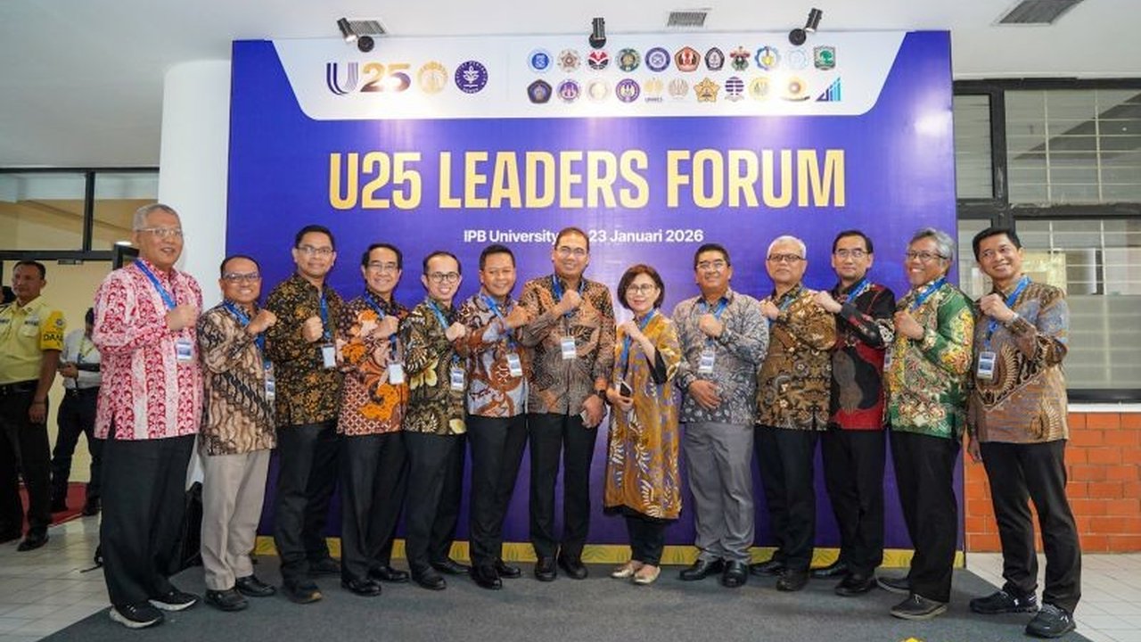 Universitas Indonesia (UI) memimpin U25 Leaders Forum di IPB University, menyatukan 24 PTN-BH untuk menyelaraskan kebijakan dan memperkuat penguatan pendidikan tinggi nasional demi SDM unggul dan daya saing bangsa.