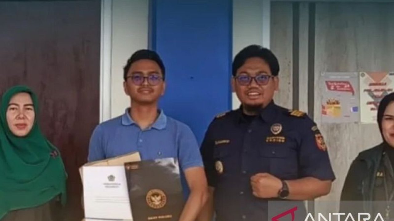 Balai Karantina Hewan, Ikan, dan Tumbuhan (BKHIT) Maluku berhasil memfasilitasi ekspor perdana 379 kilogram tuna ke Jepang hari ini, membuktikan kualitas Ekspor Tuna Maluku di pasar internasional dan mendorong daya saing komoditas unggulan.