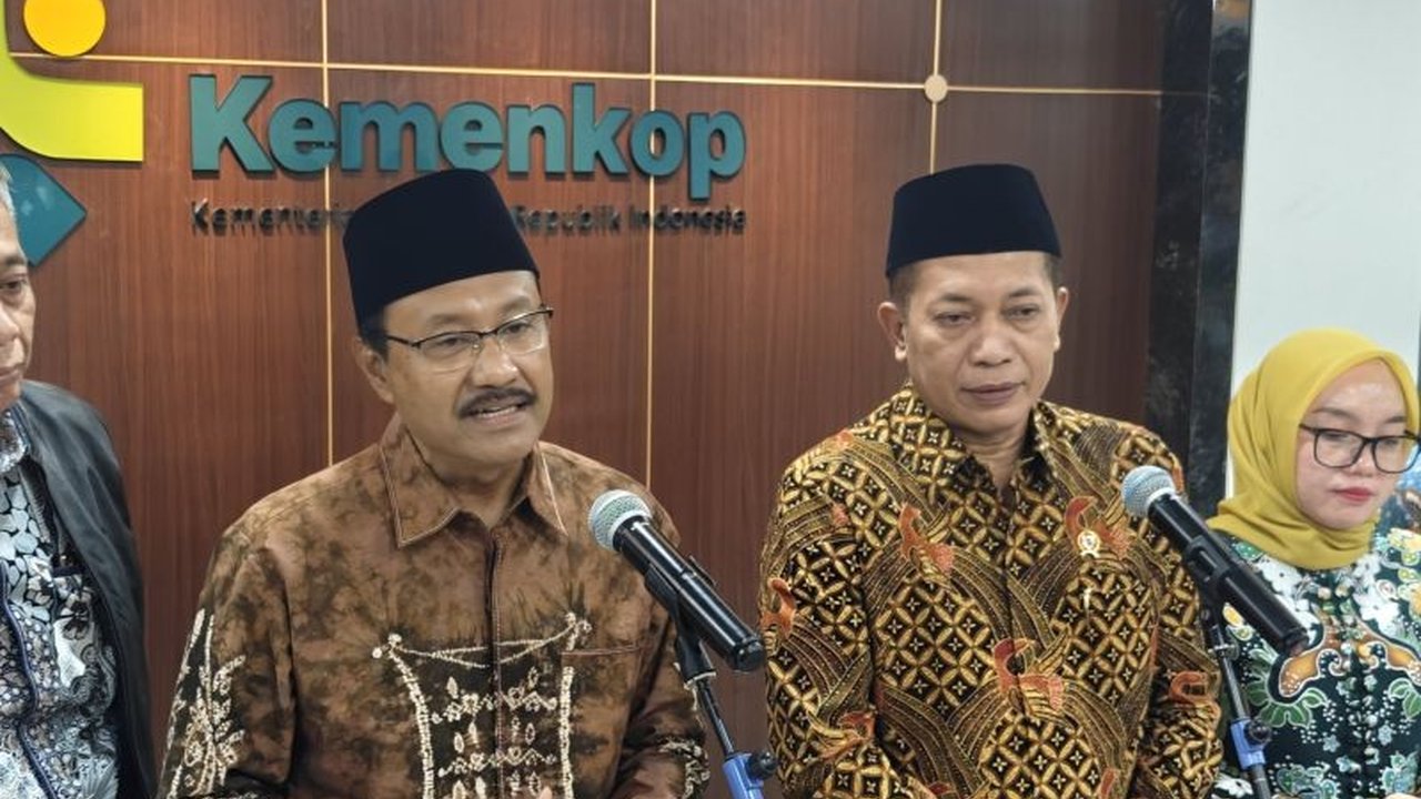Kementerian Sosial mengumumkan penyaluran BLT PKH dan bansos reguler tahap pertama akan dimulai Februari 2026, menjangkau 18 juta keluarga penerima manfaat (KPM) di seluruh Indonesia.