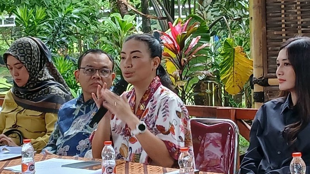 Komisi VII DPR RI memberikan apresiasi tinggi kepada Desa Wisata Keranggan di Tangerang Selatan atas inovasi melibatkan kelompok difabel dalam pengembangan ekonomi lokal, menciptakan ekosistem pariwisata yang inklusif dan berkelanjutan.