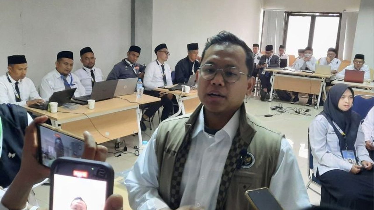 Kemenhaj menekankan krusialnya Siskohat Haji sebagai tulang punggung operasional haji, memastikan akurasi data vital dari akomodasi hingga kesehatan demi kelancaran ibadah haji 2026.