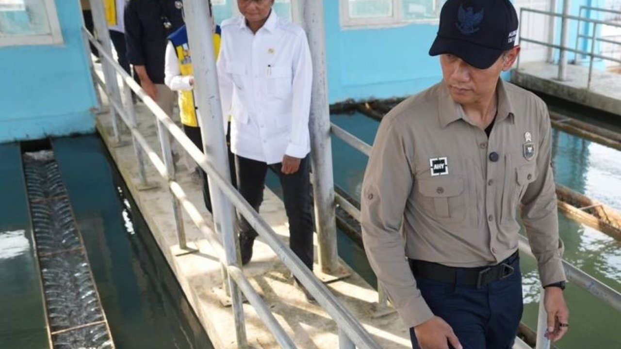 Kementerian Pekerjaan Umum (PU) memprioritaskan penguatan suplai air bersih untuk RSUD Aceh Tamiang melalui SPAM Karang Baru. Langkah ini krusial untuk menjamin kebutuhan vital rumah sakit pasca bencana.