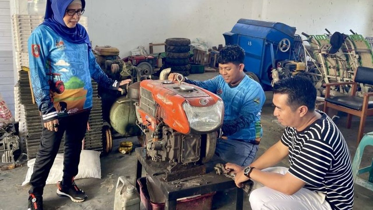 Pemerintah Provinsi Kalimantan Selatan terus perkuat Brigade Pangan melalui program Sekolah Lapang Alsintan Kalsel 2026. Simak bagaimana inisiatif ini tingkatkan kapasitas petani dan ketahanan pangan daerah!