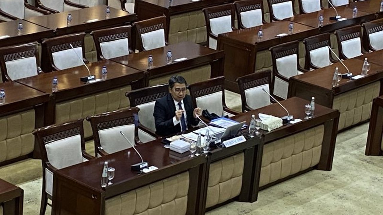 Calon Deputi Gubernur BI Solikin M. Juhro memaparkan delapan Strategi 