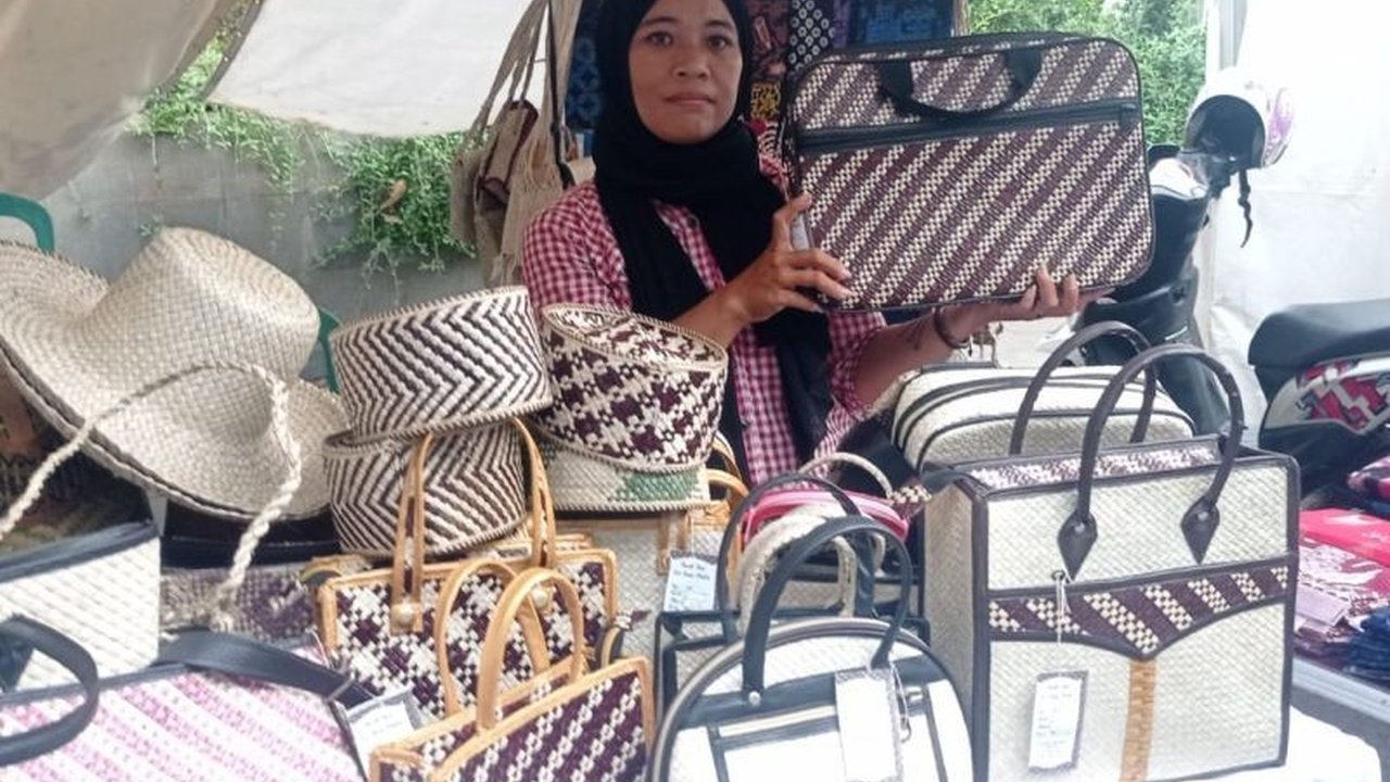 Keberadaan Koperasi Desa/Kelurahan Merah Putih (KDKMP) di Kabupaten Lebak diyakini menjadi penggerak ekonomi UMKM lokal, mengatasi tantangan pemasaran dan mendorong pertumbuhan daerah.