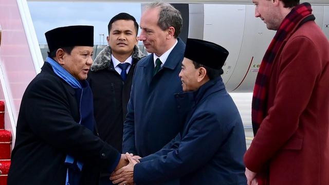 Prabowo Kunjungi Paris untuk Bertemu Presiden Macron