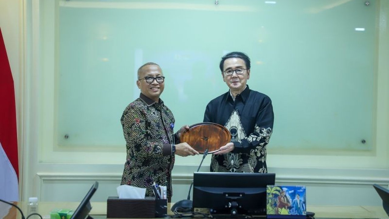 Kementerian Ketenagakerjaan (Kemnaker) RI memperluas akses magang ke Jepang melalui penguatan kerja sama dengan Prefektur Kagawa, memastikan kualitas dan perlindungan peserta program magang Indonesia Jepang.