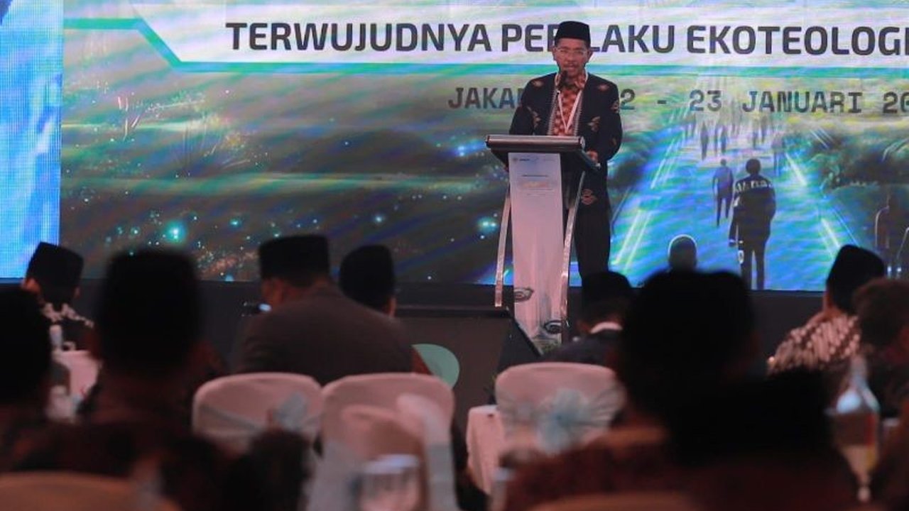 Kementerian Agama (Kemenag) menekankan pentingnya Ekoteologi Kemenag sebagai perilaku nyata umat dalam kehidupan sehari-hari, bukan sekadar wacana, mencerminkan kepedulian terhadap lingkungan.