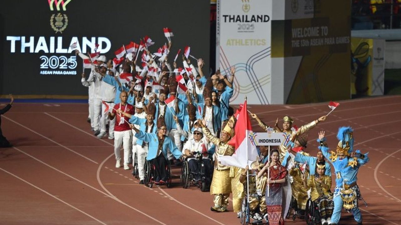 Kontingen Indonesia membuka dapur umum sendiri di ASEAN Para Games 2025 Thailand. Langkah ini memastikan atlet mendapatkan konsumsi layak dan gizi optimal, menopang performa terbaik mereka.