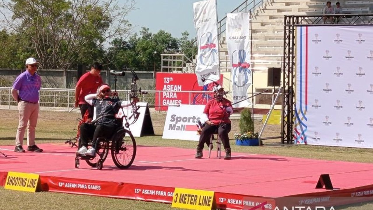 Debut gemilang Teodora Audi di ASEAN Para Games 2025 Thailand berbuah medali emas. Atlet para panahan ini mendedikasikan Emas APG perdananya kepada orang tua yang selalu mendukungnya, menjadi inspirasi bagi banyak orang.