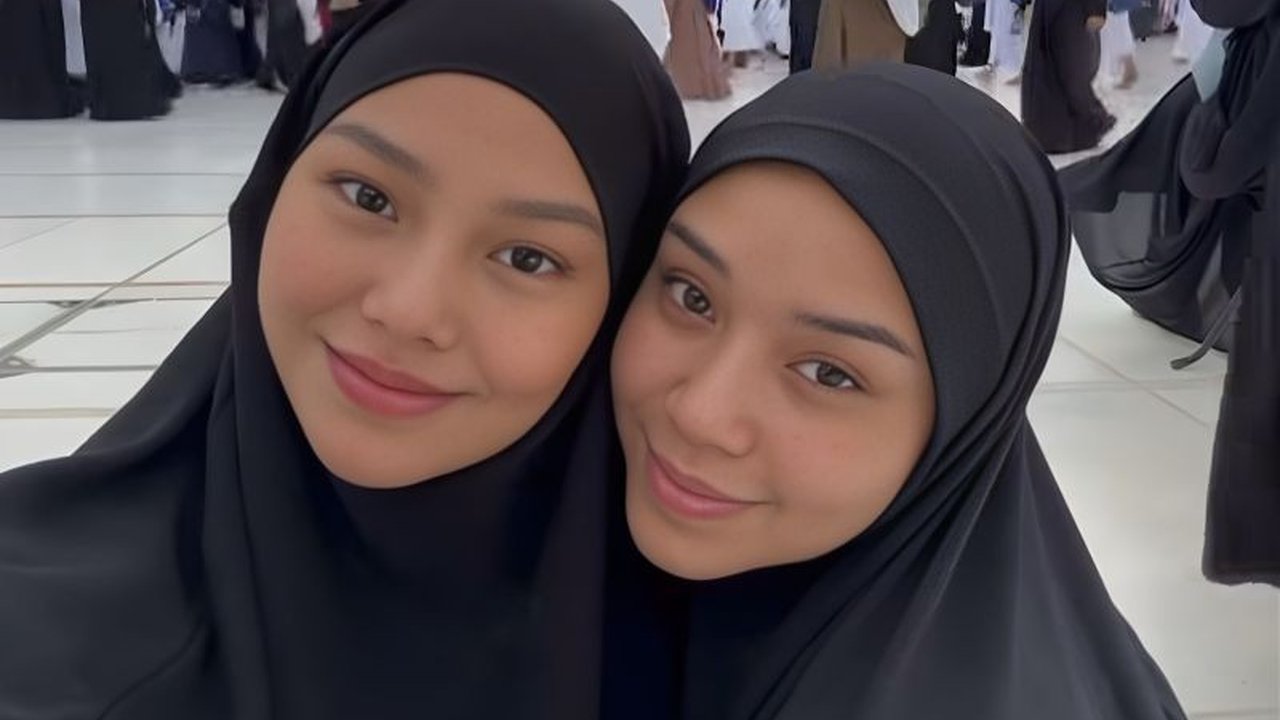 Kepergian influencer Lula Lahfah menyisakan duka mendalam bagi sahabat dan industri digital. Di tengah kesedihan, seruan untuk menghormati privasi mendiang Lula Lahfah menggema kuat.