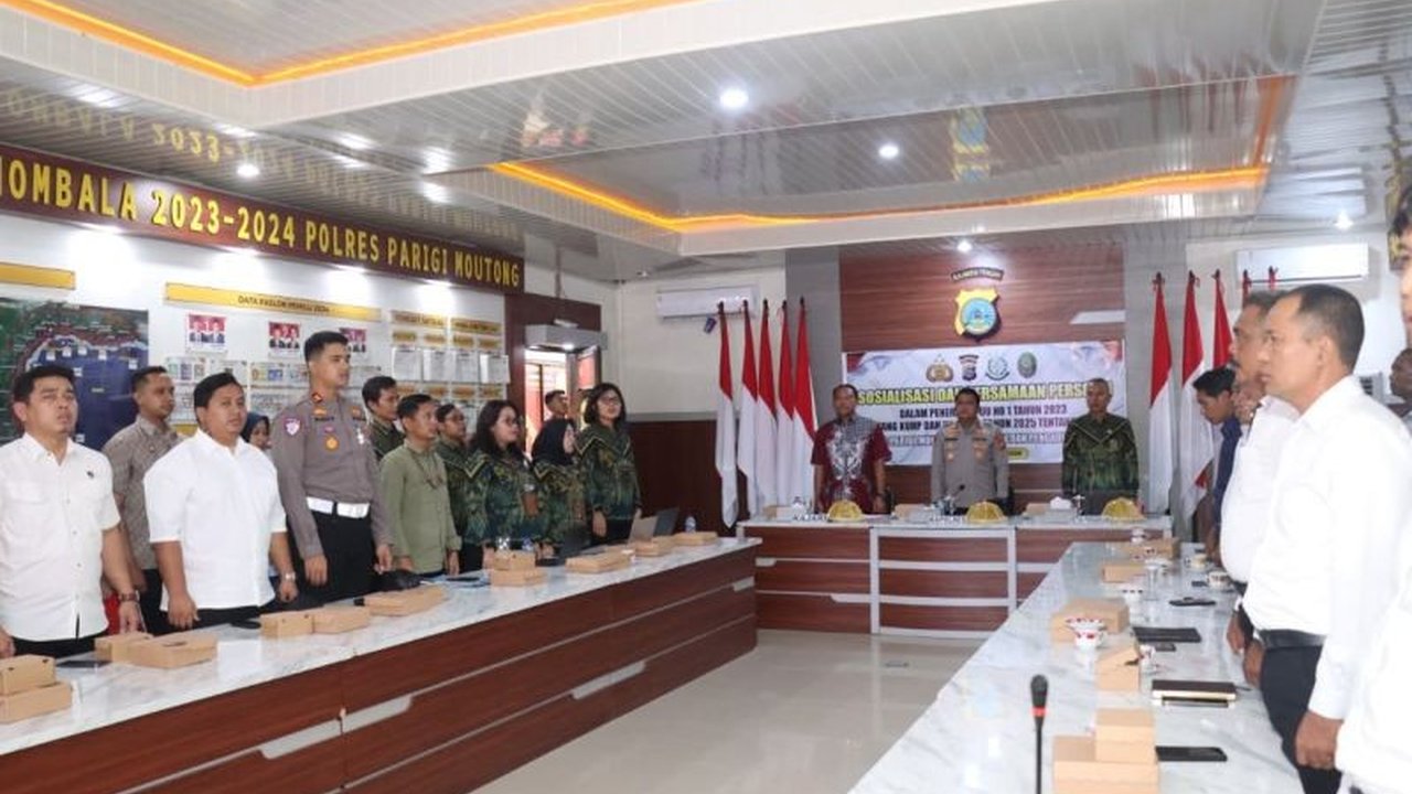 Polres Parigi Moutong menyatukan langkah aparat penegak hukum untuk memastikan kesamaan persepsi dalam penerapan KUHP dan KUHAP baru, demi penegakan hukum yang profesional dan berkeadilan.