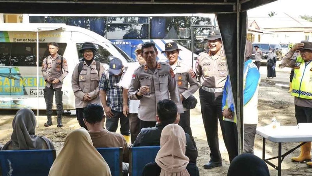 Kapolda Aceh Irjen Pol Marzuki Ali Basyah menegaskan Pelayanan Polri Pascabencana banjir di Aceh tetap optimal, memastikan masyarakat terdampak mendapatkan akses layanan kepolisian tanpa hambatan.