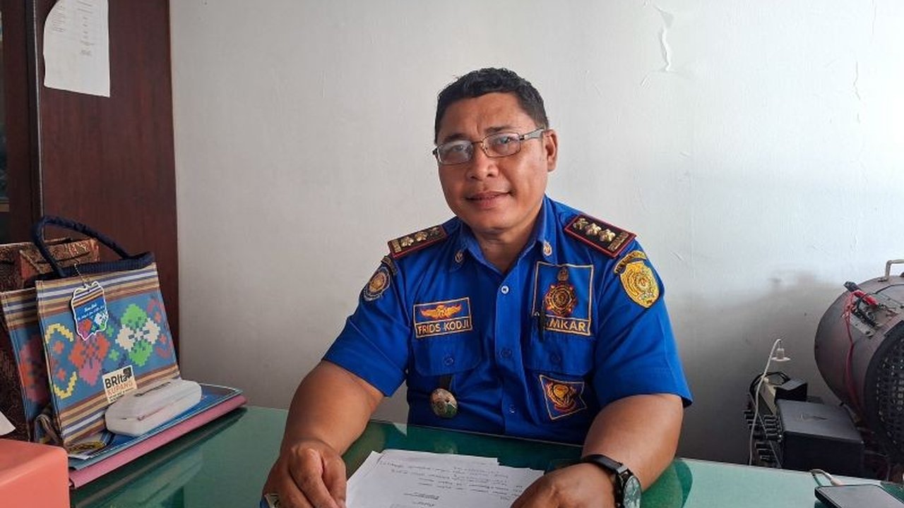 Pemerintah Kota Kupang melaporkan 178 kejadian Kebakaran Kota Kupang sepanjang 2025 dengan kerugian mencapai miliaran rupiah, didominasi lahan kering, namun menunjukkan penurunan signifikan dari tahun sebelumnya.