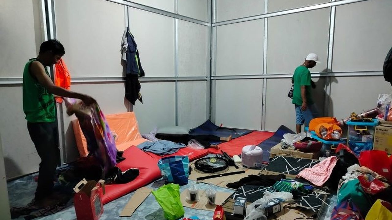 Ribuan penyintas bencana banjir bandang dan longsor di Nagari Salareh Aia, Kabupaten Agam, Sumatera Barat, kini menempati hunian sementara Agam yang dibangun BNPB, menandai langkah awal pemulihan pascabencana.
