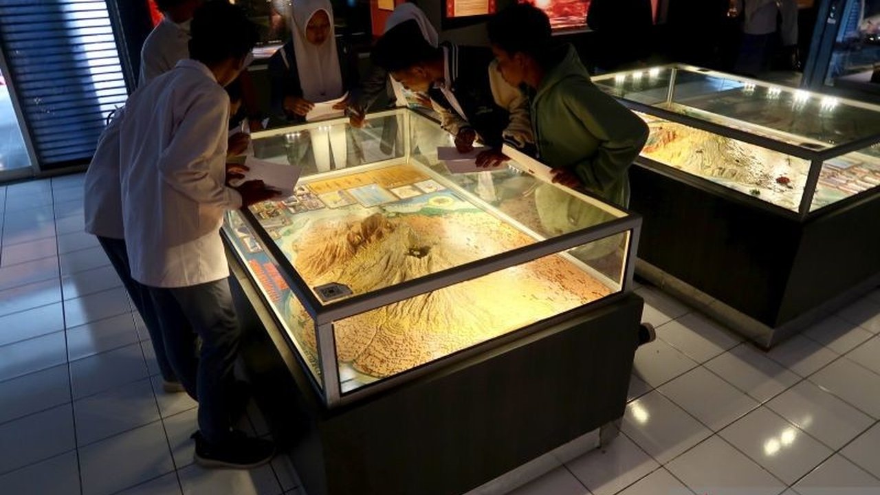 Letusan Samalas abad ke-13 bukan sekadar bencana, melainkan penanda peradaban global. Nusa Tenggara Barat berupaya mengabadikan sejarah dahsyat Letusan Samalas ini melalui pembangunan 50 museum baru.