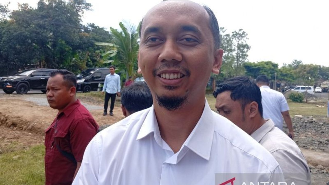 Bulog Banyumas perkuat penyerapan gabah dan beras menjelang panen raya 2026 dengan menggandeng ratusan mitra kerja dan petani, demi menjaga ketahanan pangan nasional.